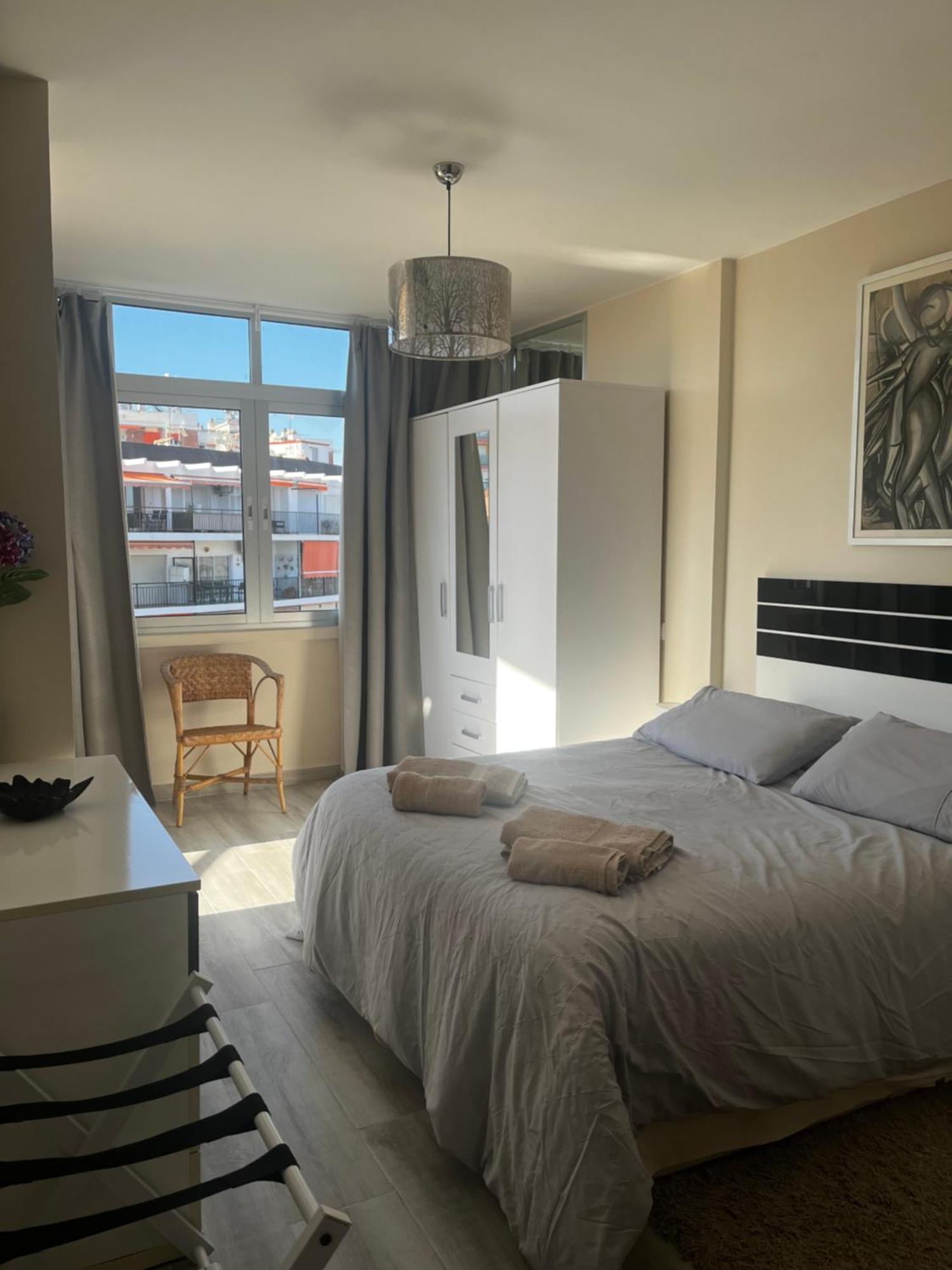 Apartamento Luxury En Фуeнхирола Екстериор снимка