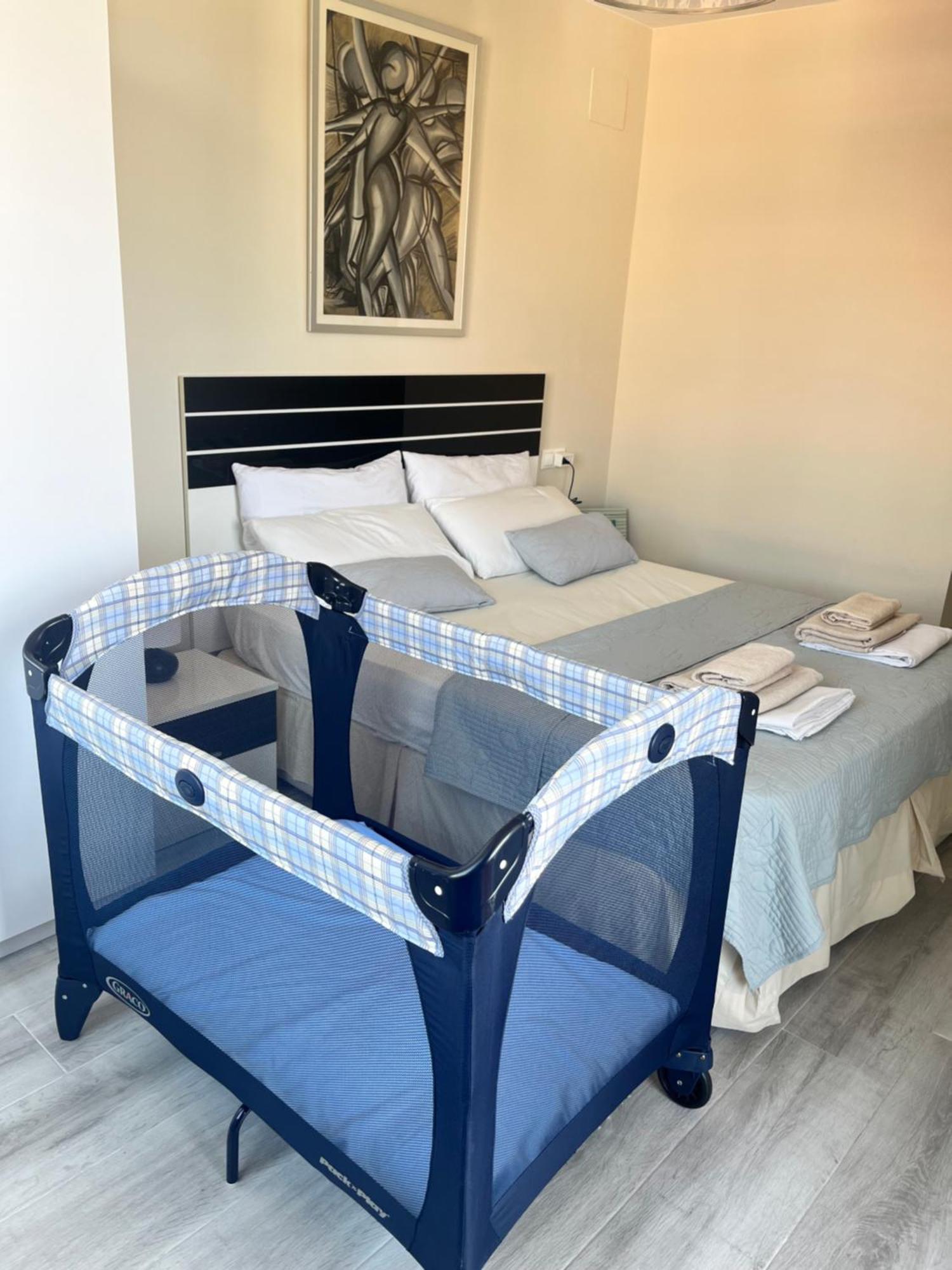 Apartamento Luxury En Фуeнхирола Екстериор снимка